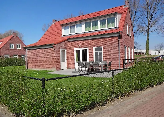 Mesmerising Holiday Home With Garden